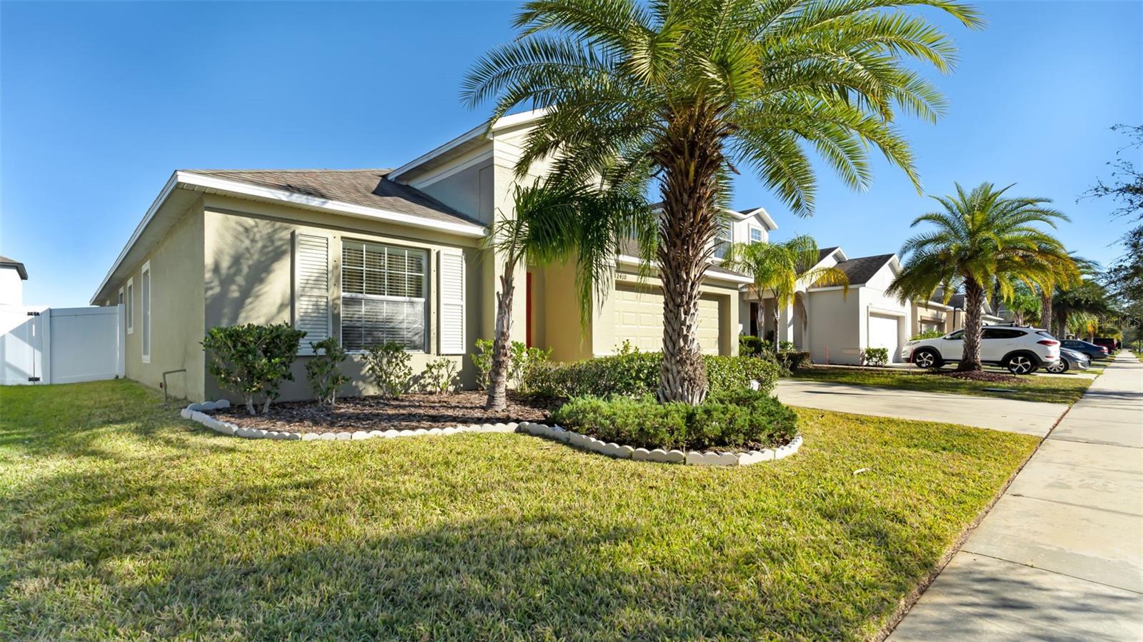 Photo 3 of 12410 BALLENTRAE FOREST DR