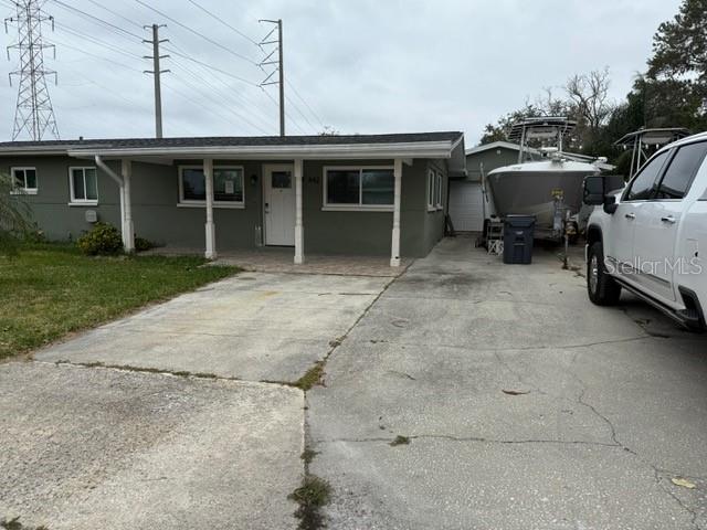 Photo 2 of 442 COUNTRY CLUB DR