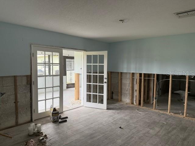 Photo 6 of 442 COUNTRY CLUB DR