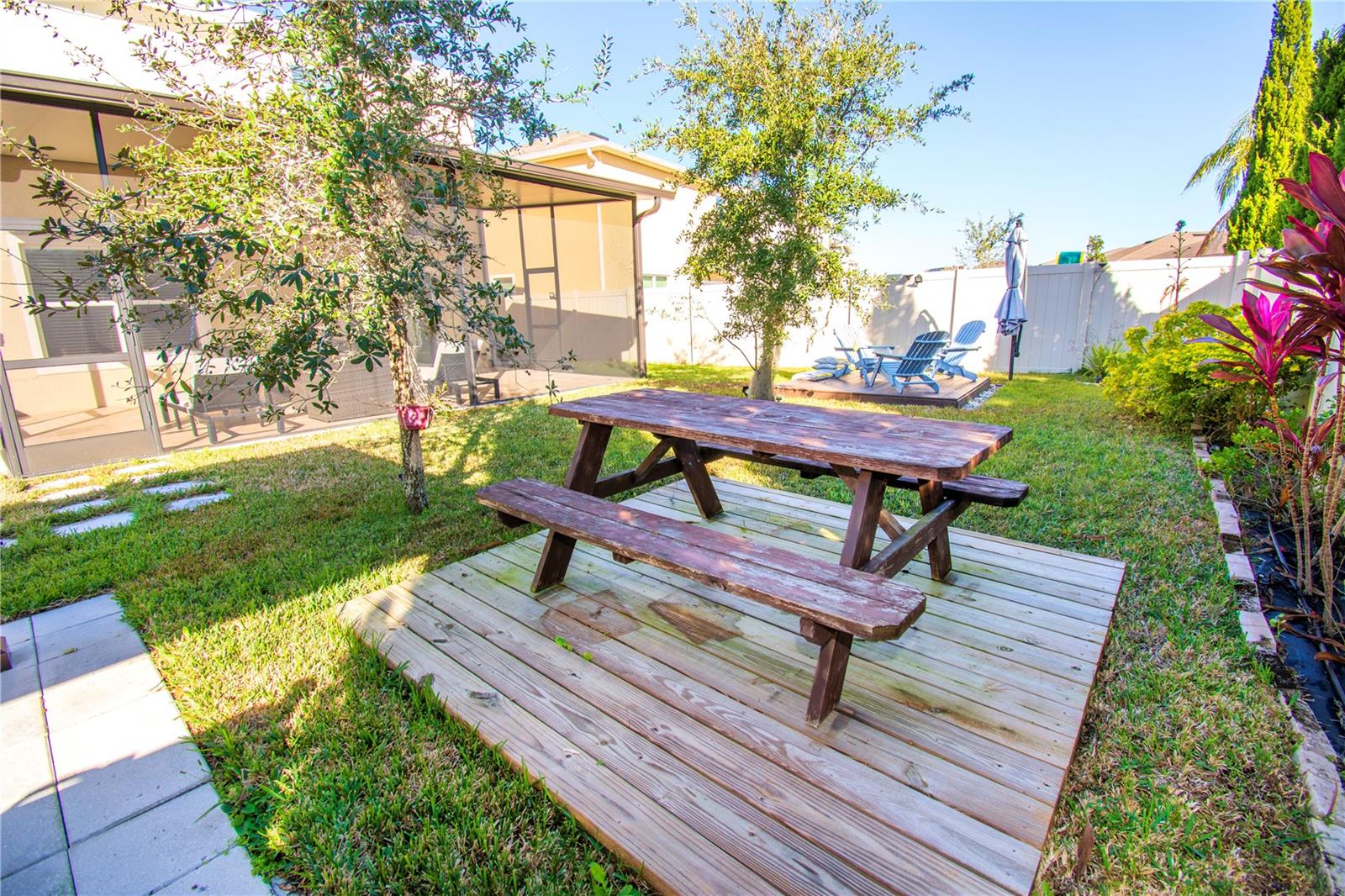 Photo 5 of 7932 PELICAN REED CIR