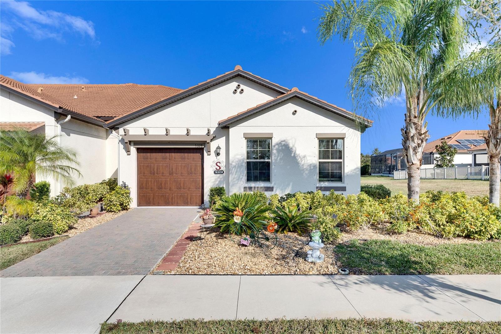 Photo 4 of 5328 STOIC VALE DR