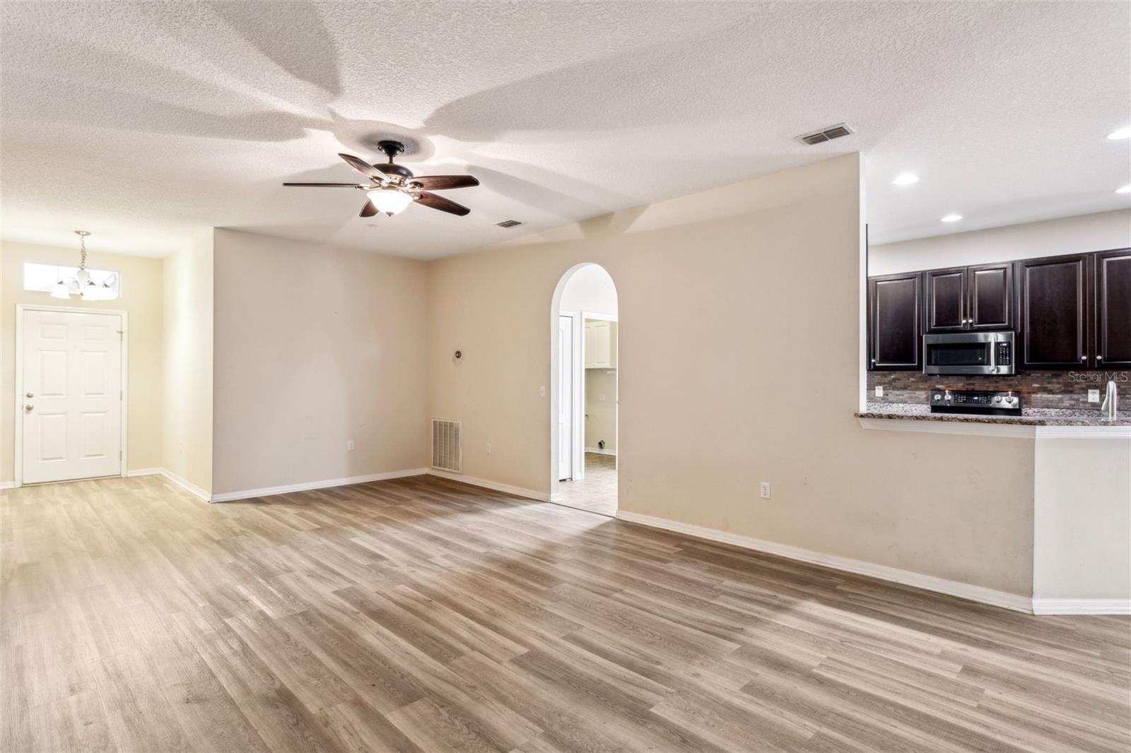 Photo 7 of 811 BRENTON LEAF DR