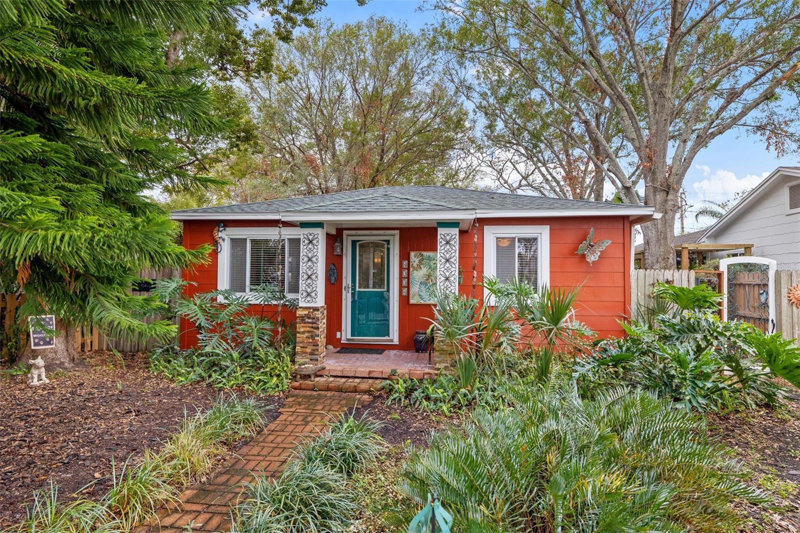 Photo of 4334 3RD AVE N