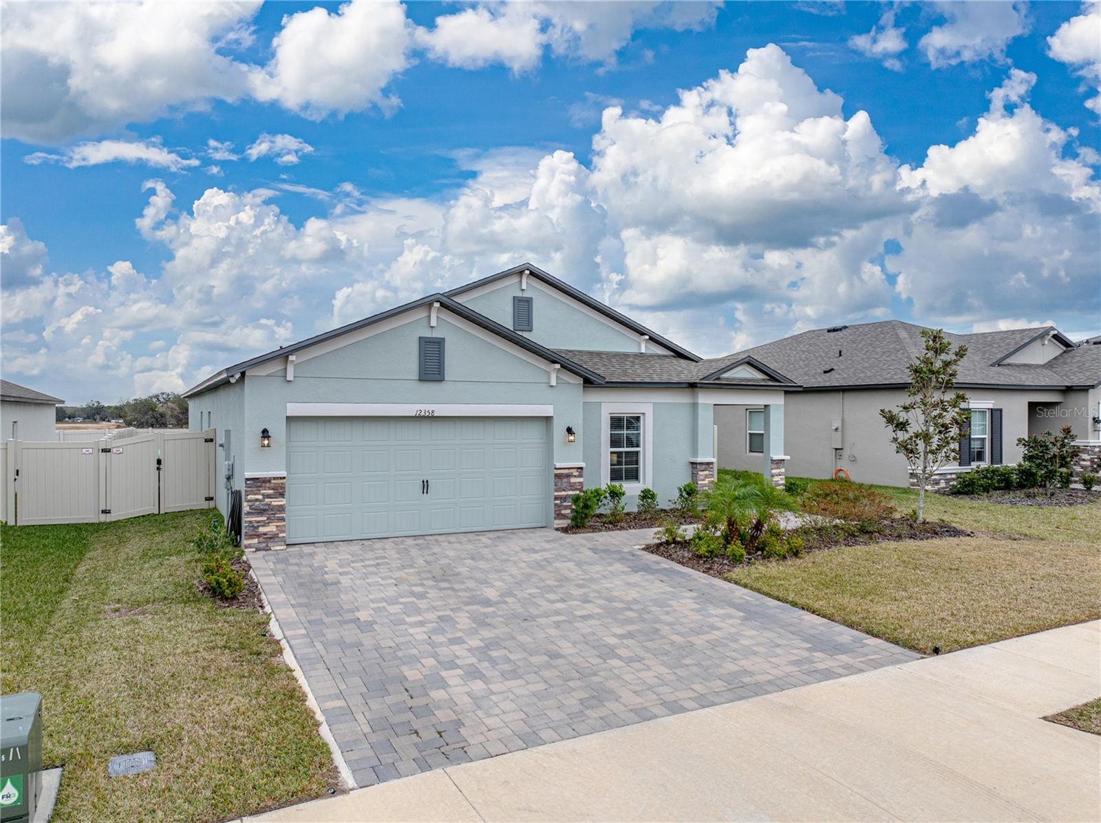Photo 4 of 12358 HILLTOP FARMS DR