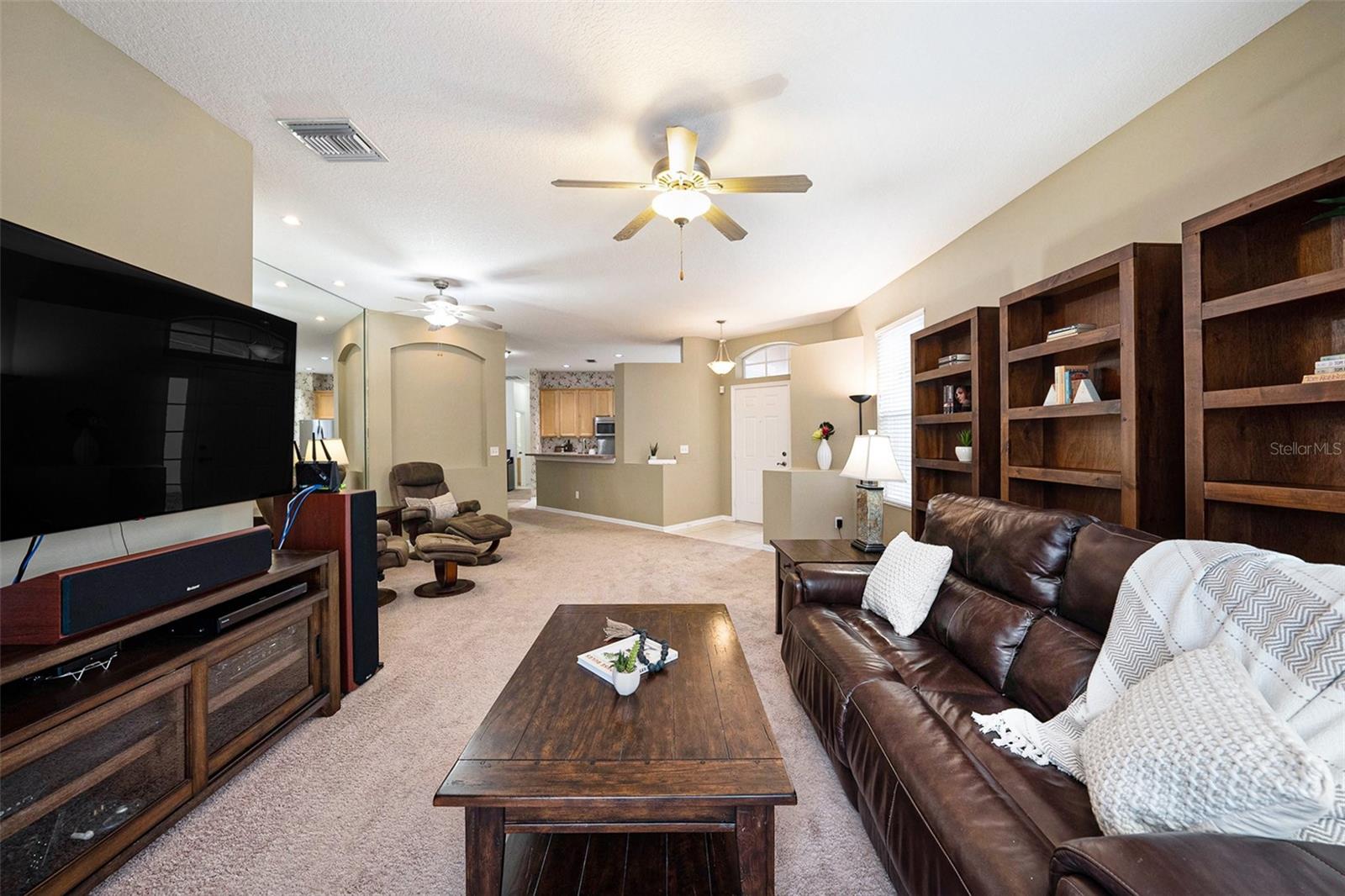 Photo 6 of 10010 BUCKLIN ST