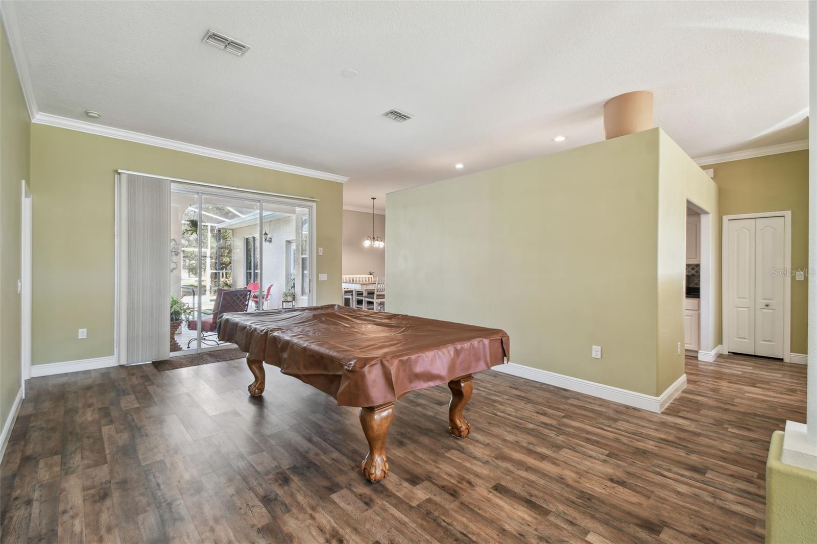 Photo 3 of 12031 SAPPHIRE DR