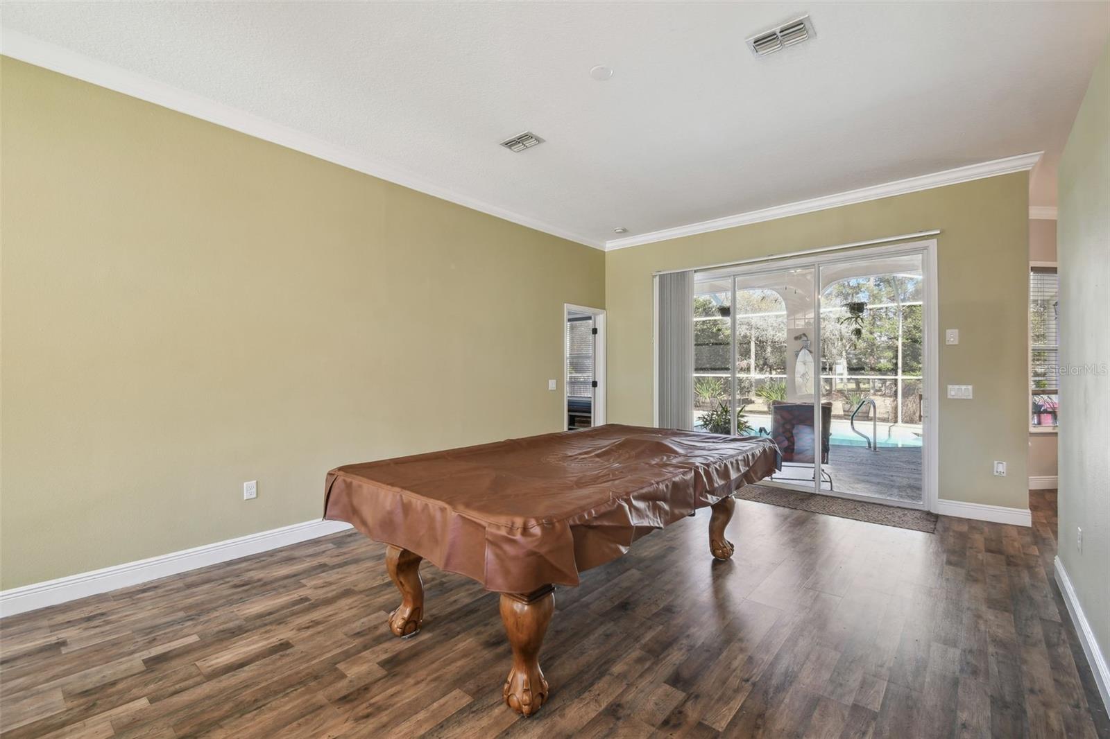 Photo 4 of 12031 SAPPHIRE DR
