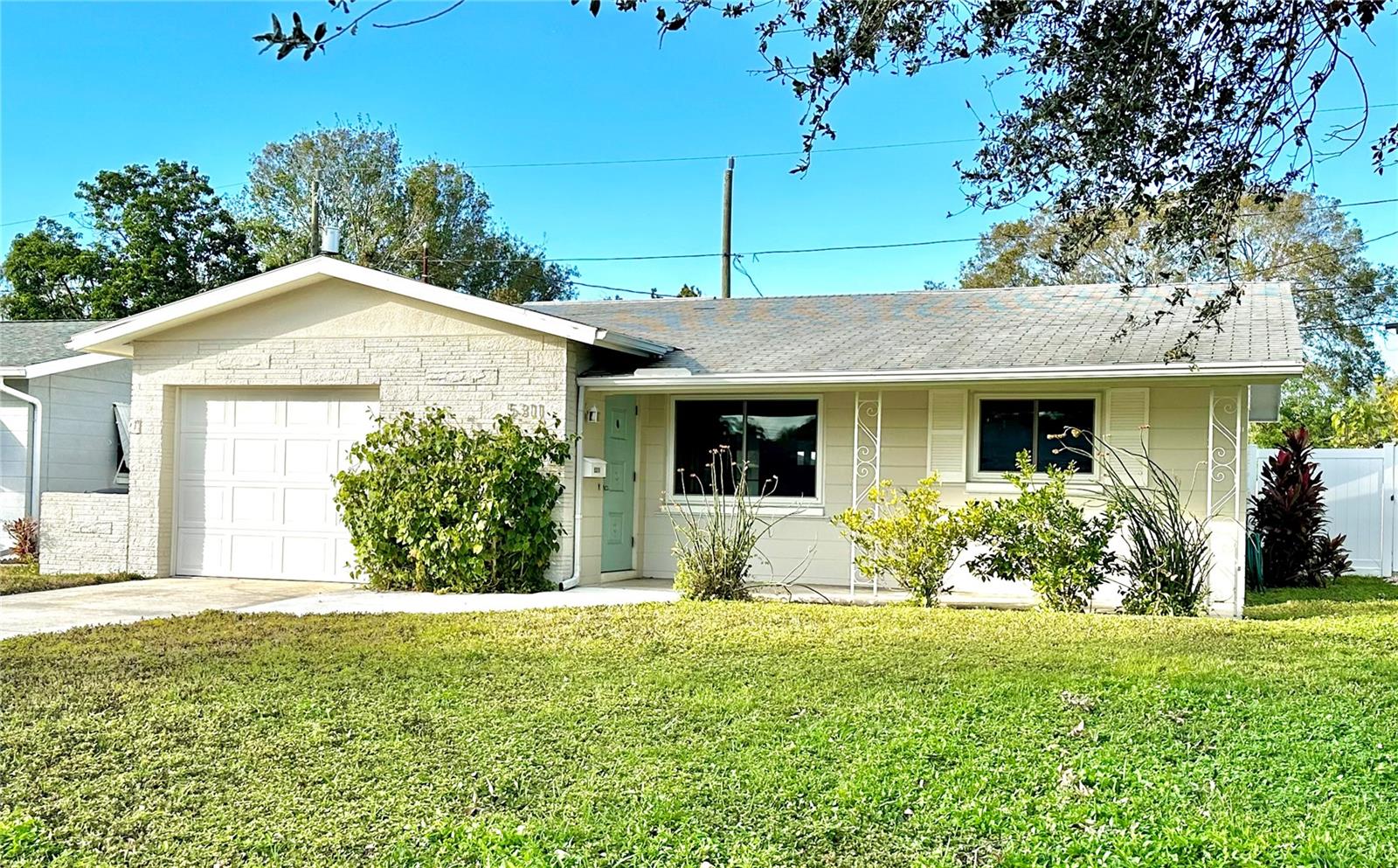 Photo of 5311 20TH AVE N
