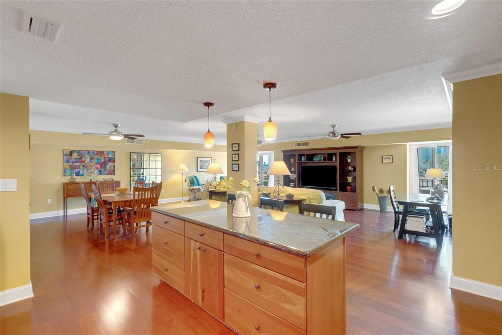 Photo 3 of 800 S GULFVIEW BLVD #101