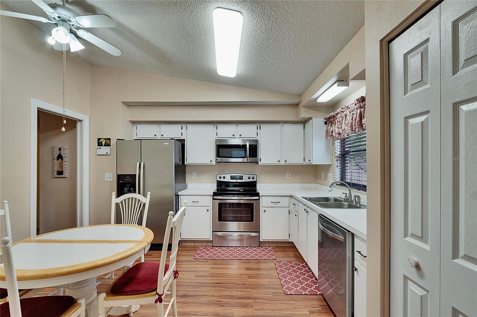 Photo 5 of 13108 DOBREE PL
