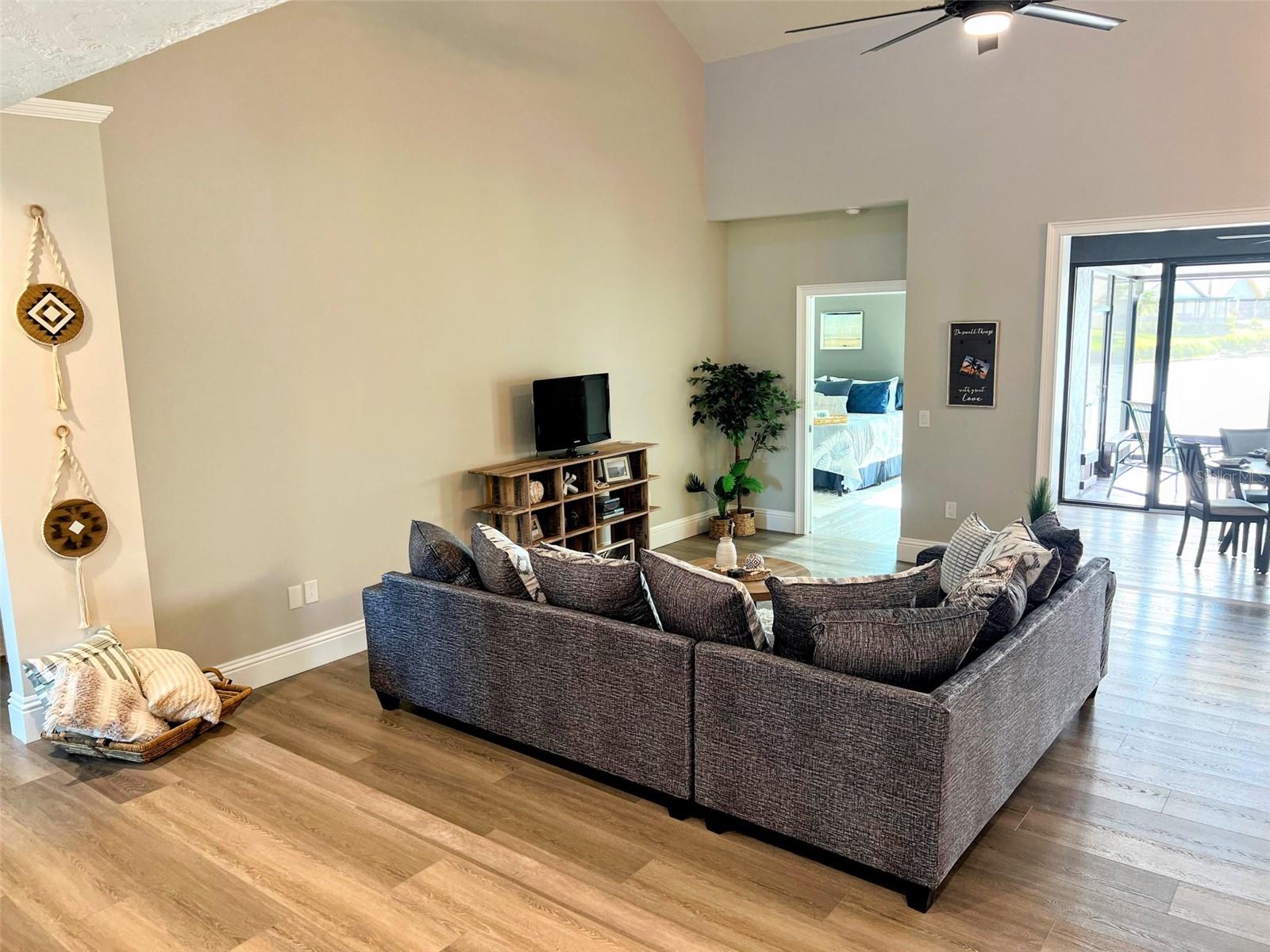 Photo 5 of 75 INLETS BLVD #75