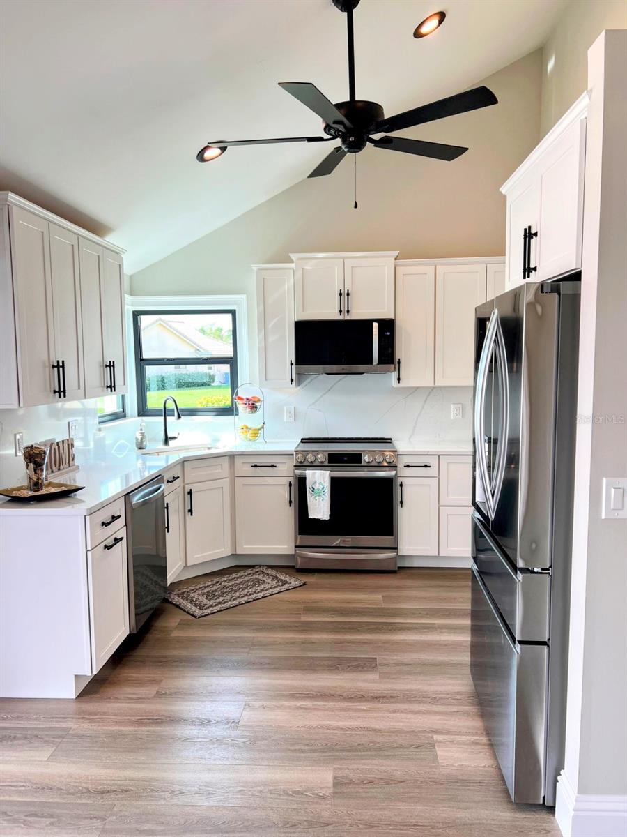 Photo 7 of 75 INLETS BLVD #75