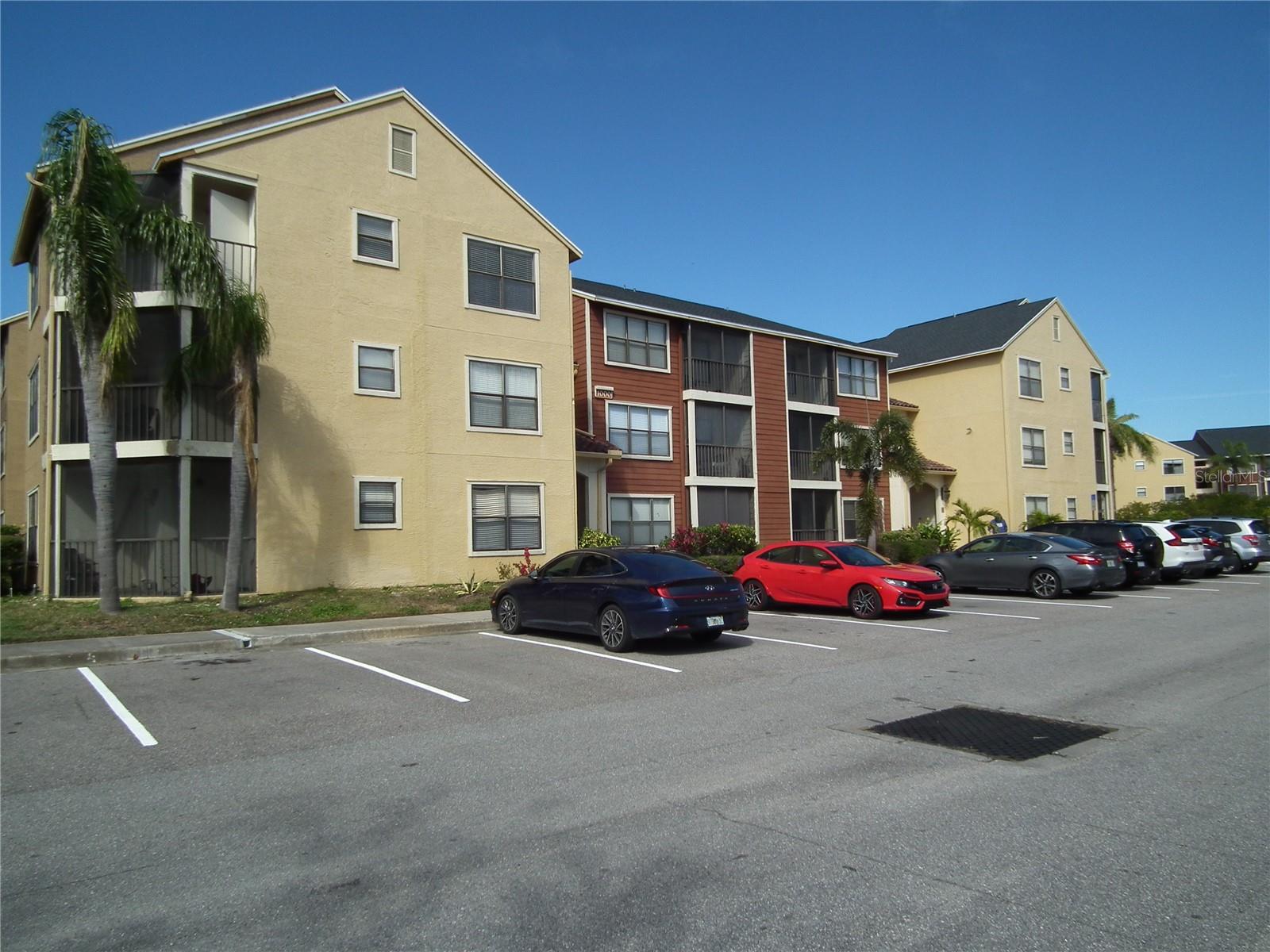 Photo of 11901 4TH ST N #10105