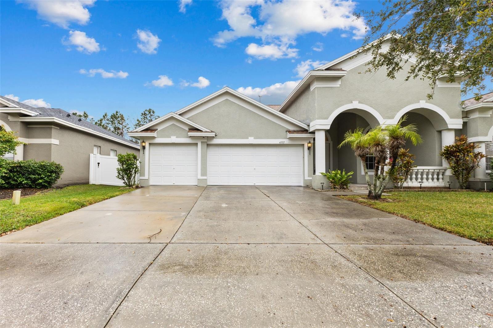 Photo of 4337 WATERFORD LANDING DR