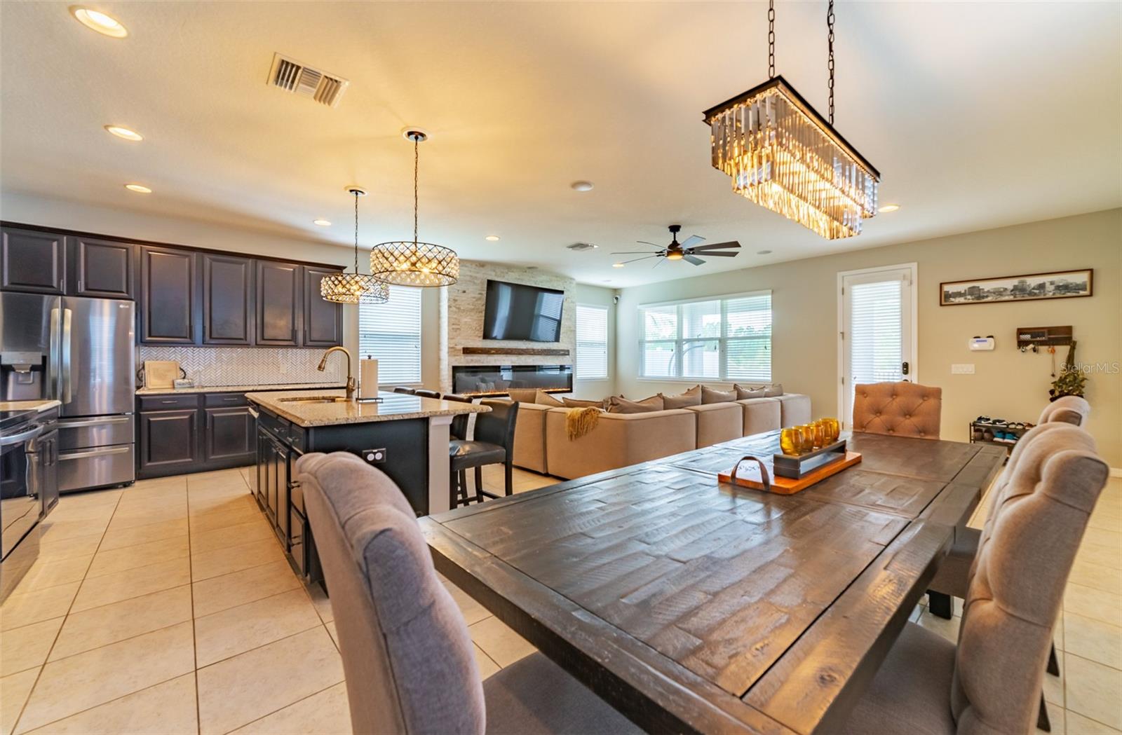 Photo 6 of 5027 AUTUMN RIDGE DR