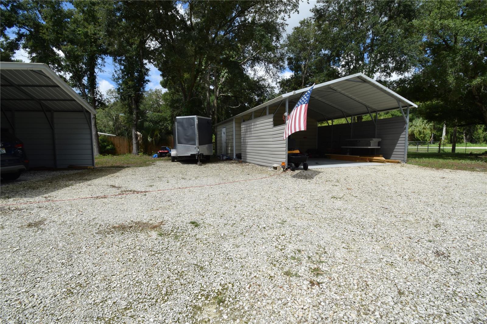 Photo 3 of 9308 W DUNNELLON RD