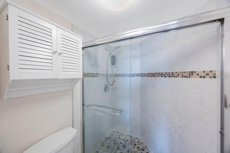 Photo 5 of 6051 SUN BLVD #504