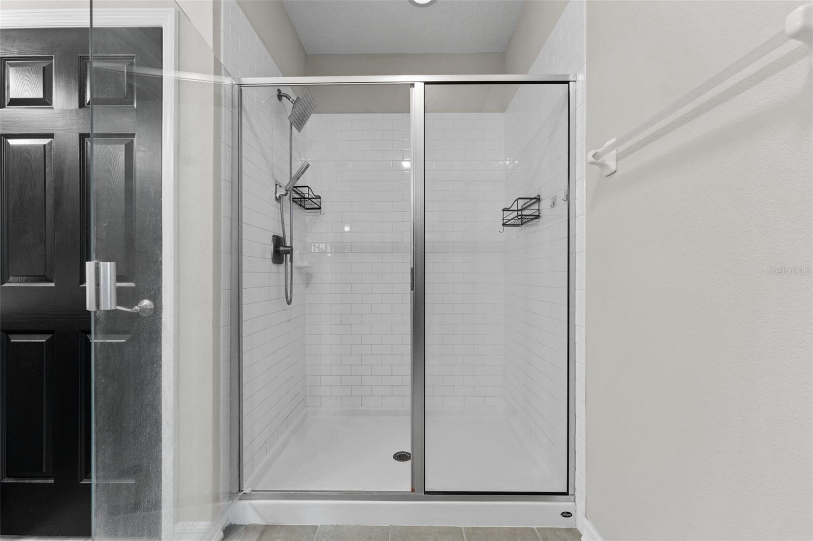 Photo 4 of 29913 SOUTHWELL LN