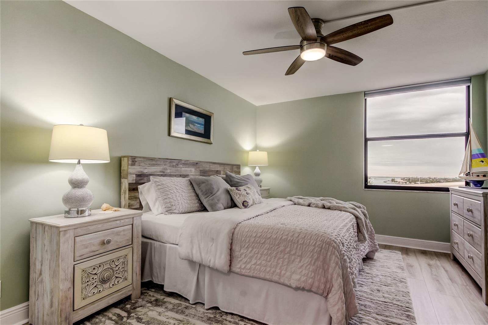Photo 3 of 6265 SUN BLVD #906