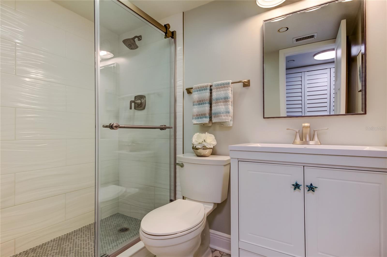 Photo 5 of 6265 SUN BLVD #906