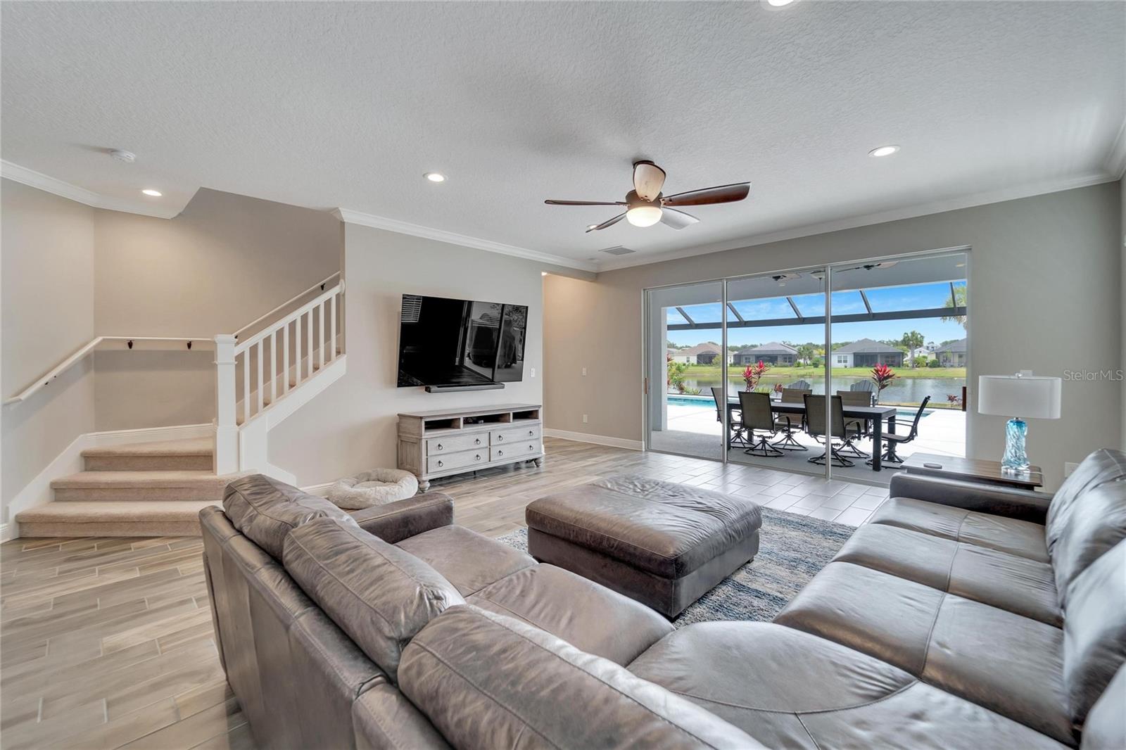Photo 6 of 3322 WOODMONT DR