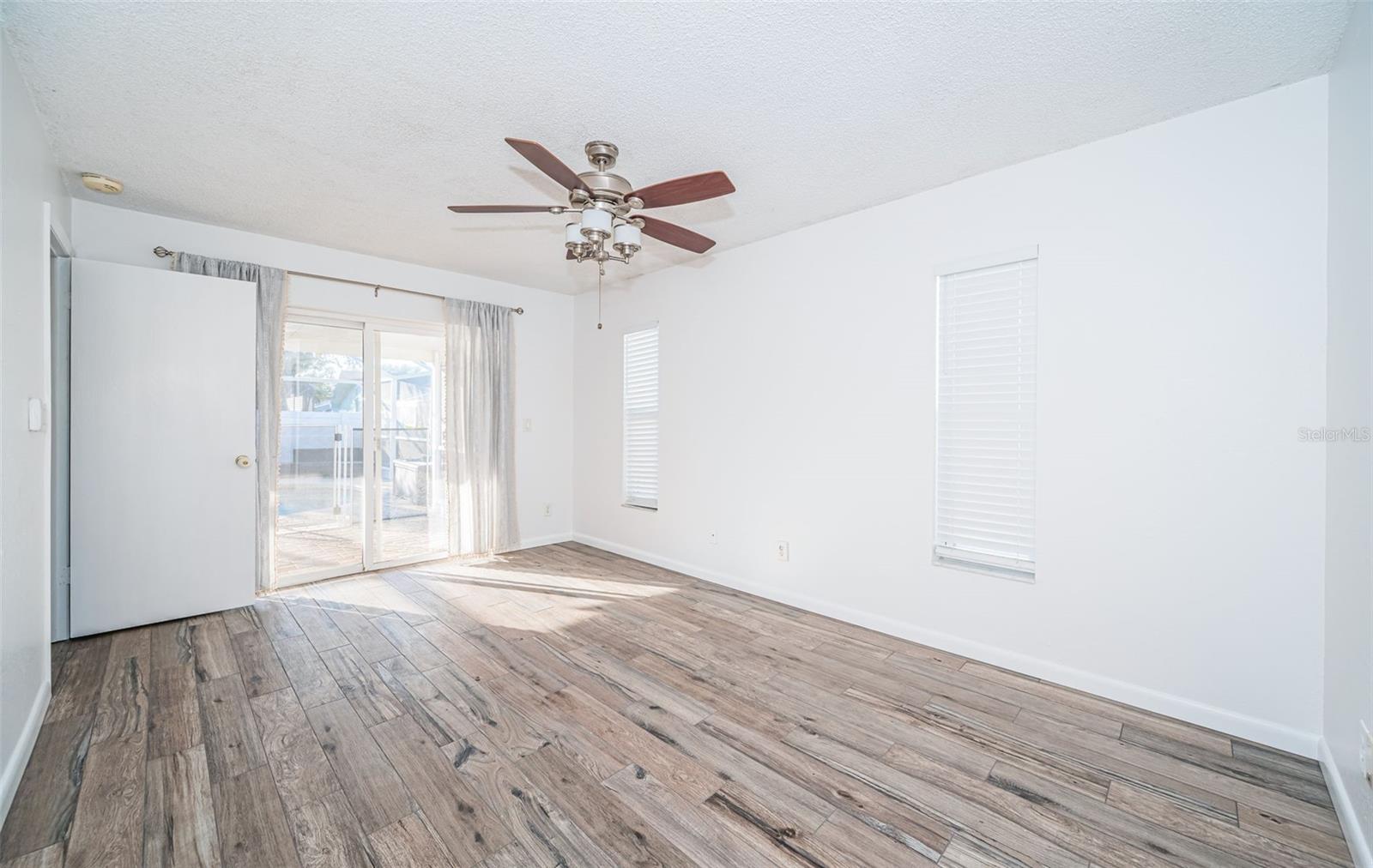 Photo 5 of 435 LAUGHING GULL LN