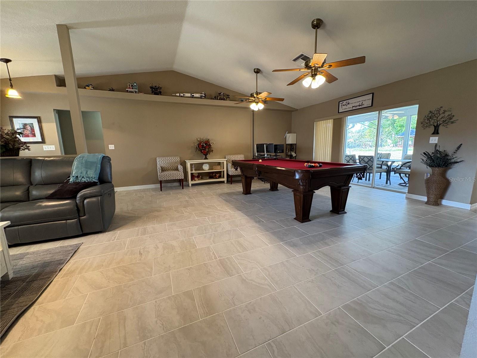 Photo 6 of 22941 LEAFWOOD CT