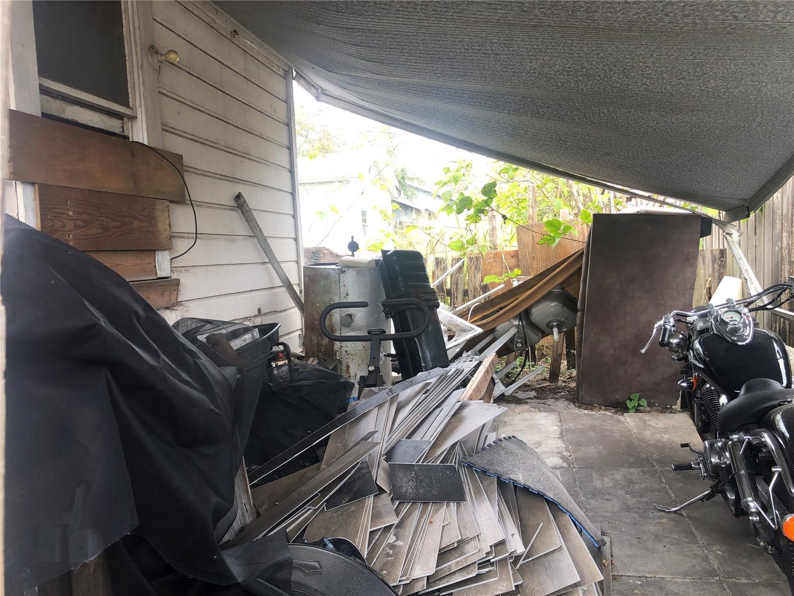 Photo 3 of 1820 E SITKA ST