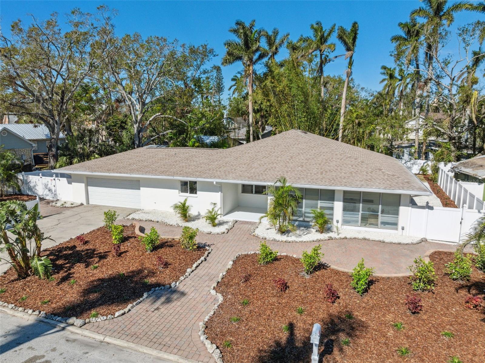 Photo of 2004 VIRGINIA DR