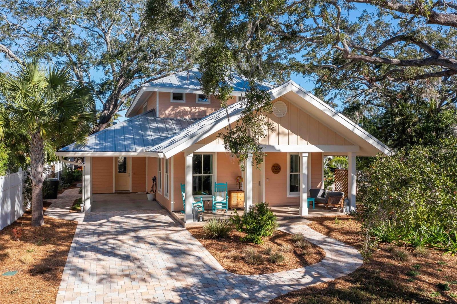 Photo of 728 WOOD ST