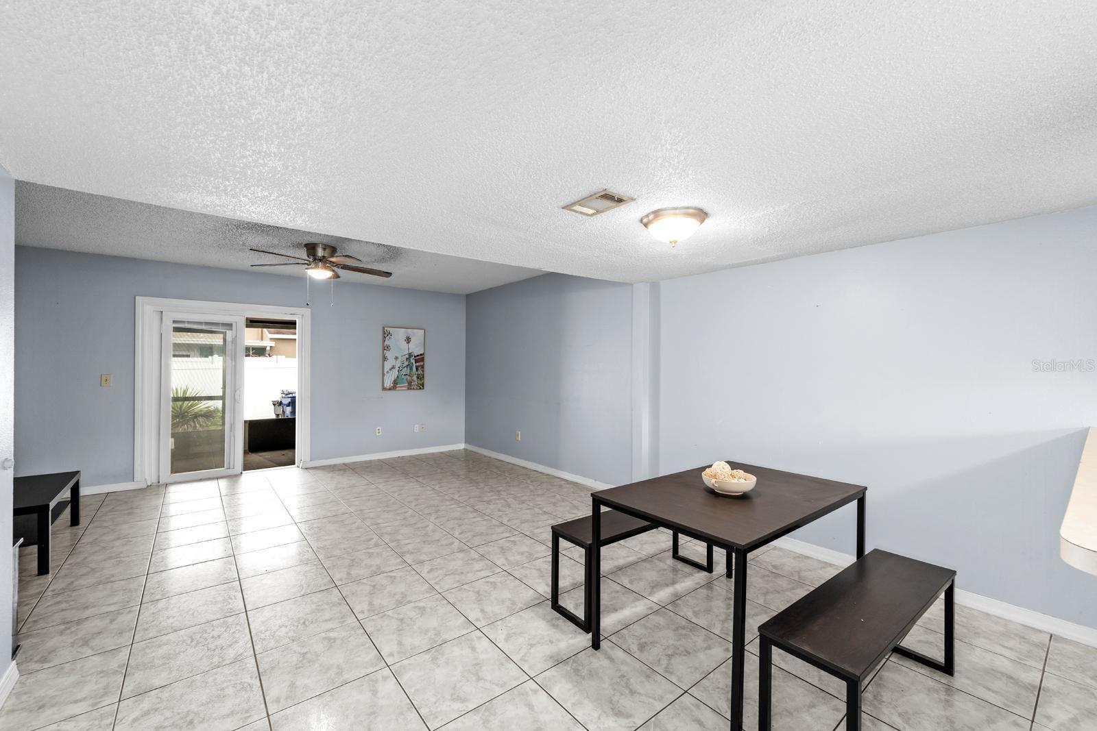 Photo 7 of 10061 S LAKE OAK CIR