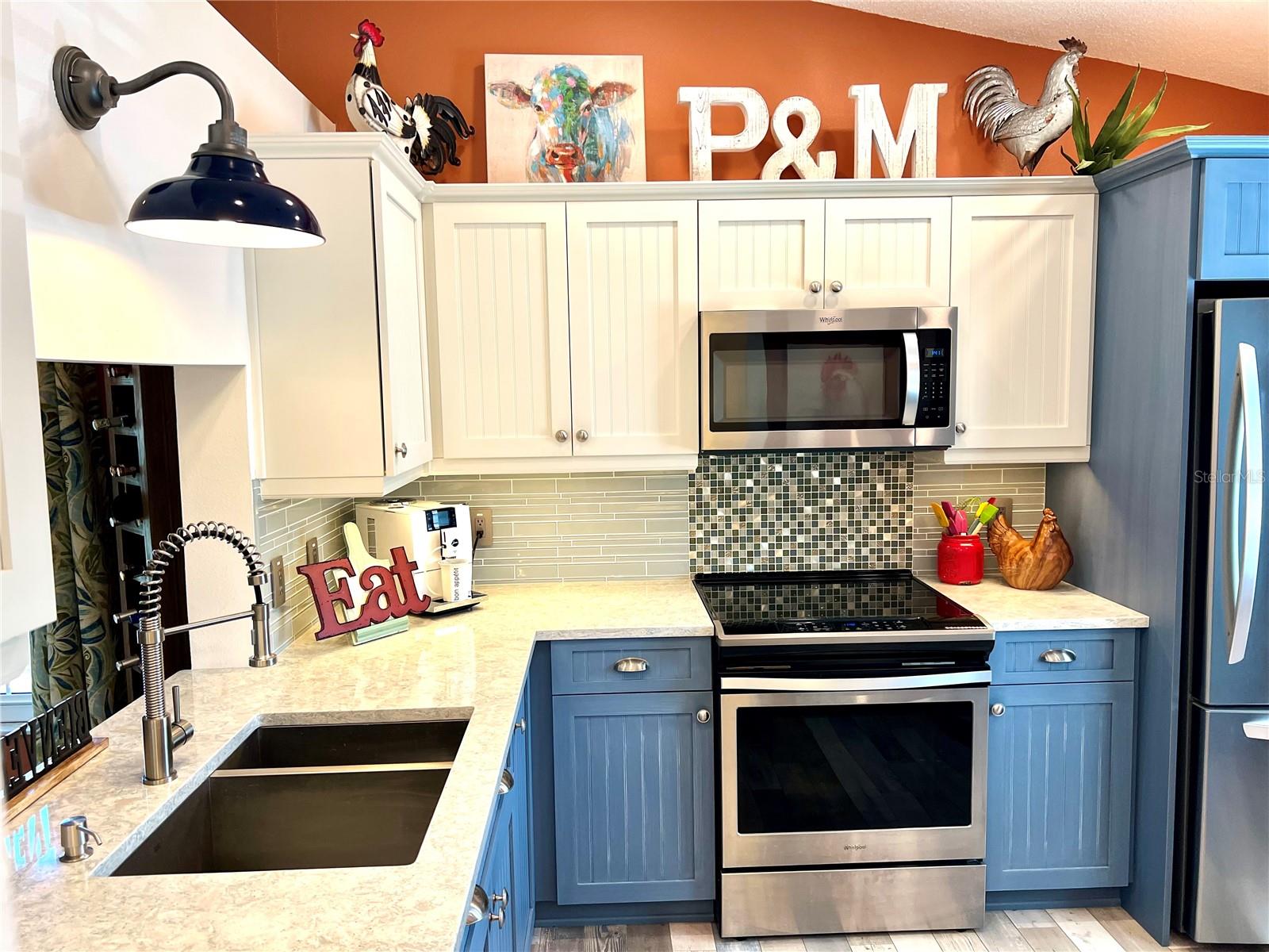 Photo 6 of 2150 ELM ST #605