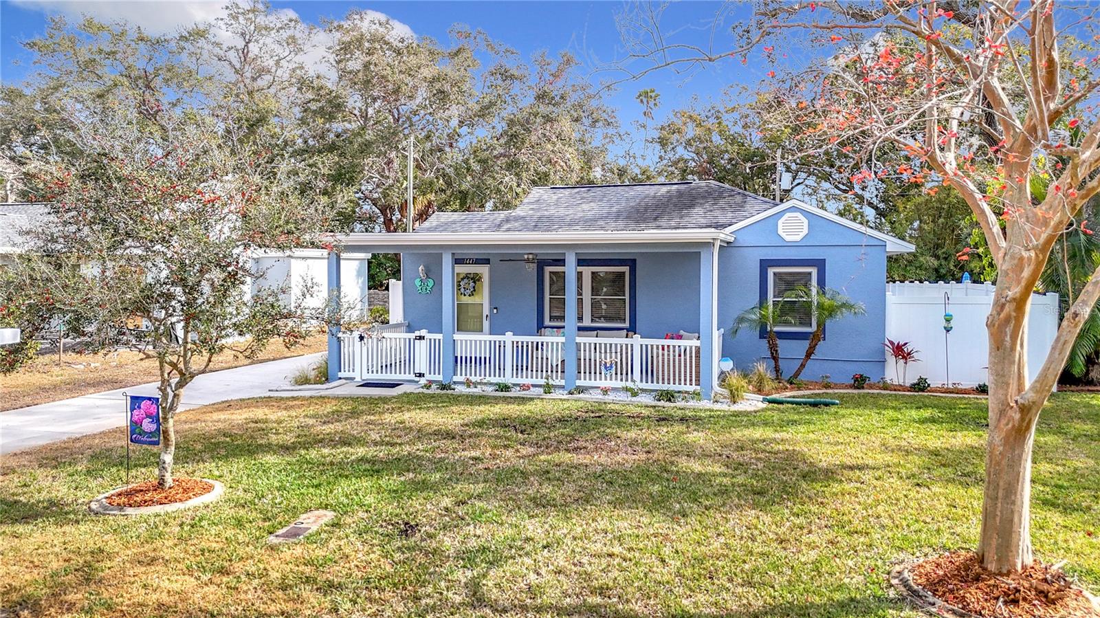 Photo 2 of 1447 SANTA ANNA DR