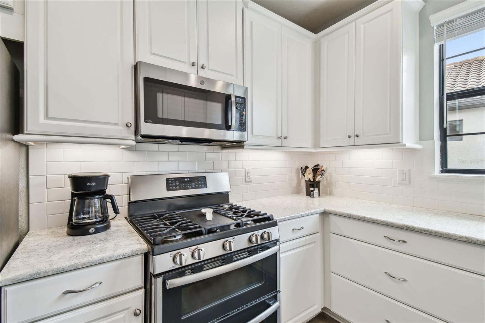 Photo 7 of 11125 CALLISIA DR