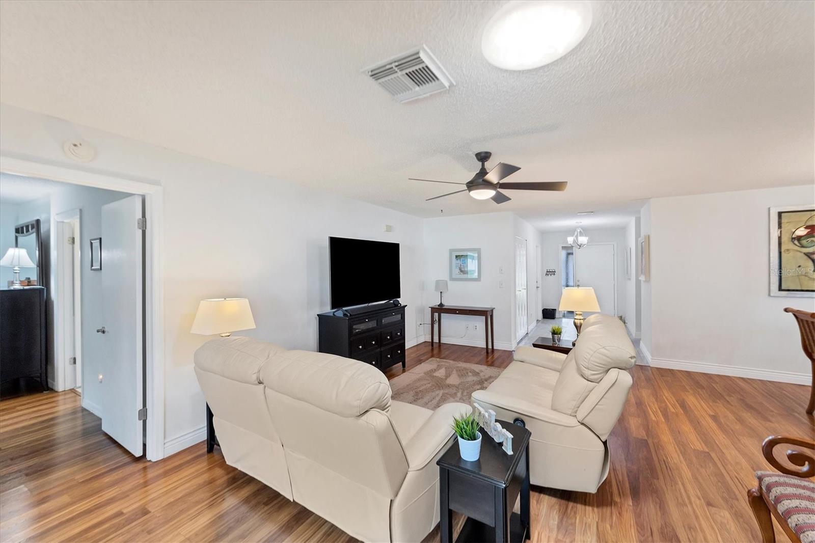 Photo 6 of 2510 LANCASTER DR #166