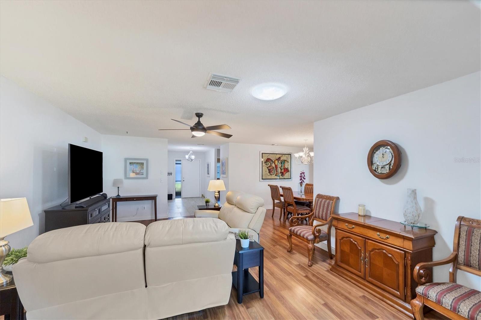 Photo 7 of 2510 LANCASTER DR #166