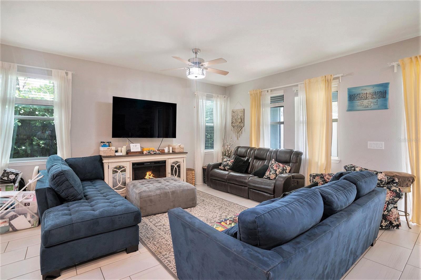 Photo 4 of 1106 ROSE BLOSSOM CT