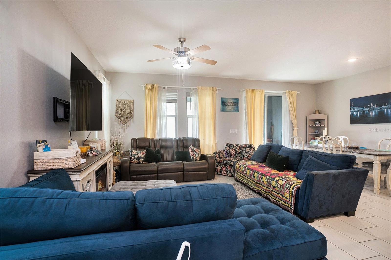 Photo 6 of 1106 ROSE BLOSSOM CT