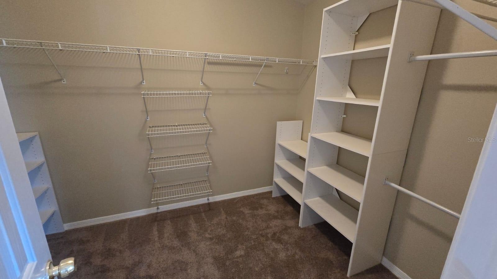 Photo 7 of 9401 AZALEA RIDGE CIR