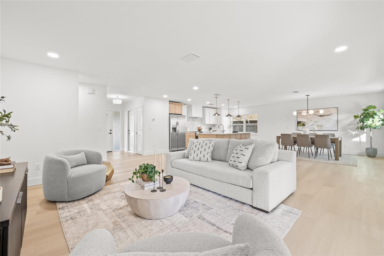 Photo 6 of 15806 SPRING CREST CIR