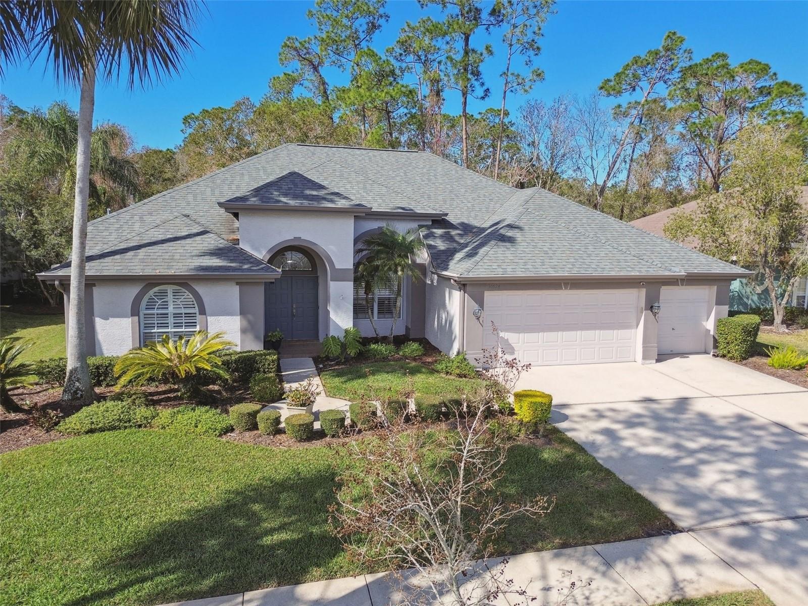 Photo 2 of 10524 GREENCREST DR