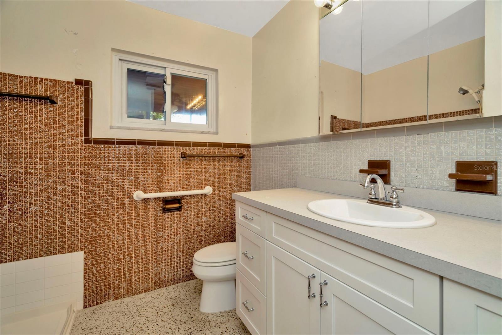 Photo 6 of 215 DRUID HILLS RD