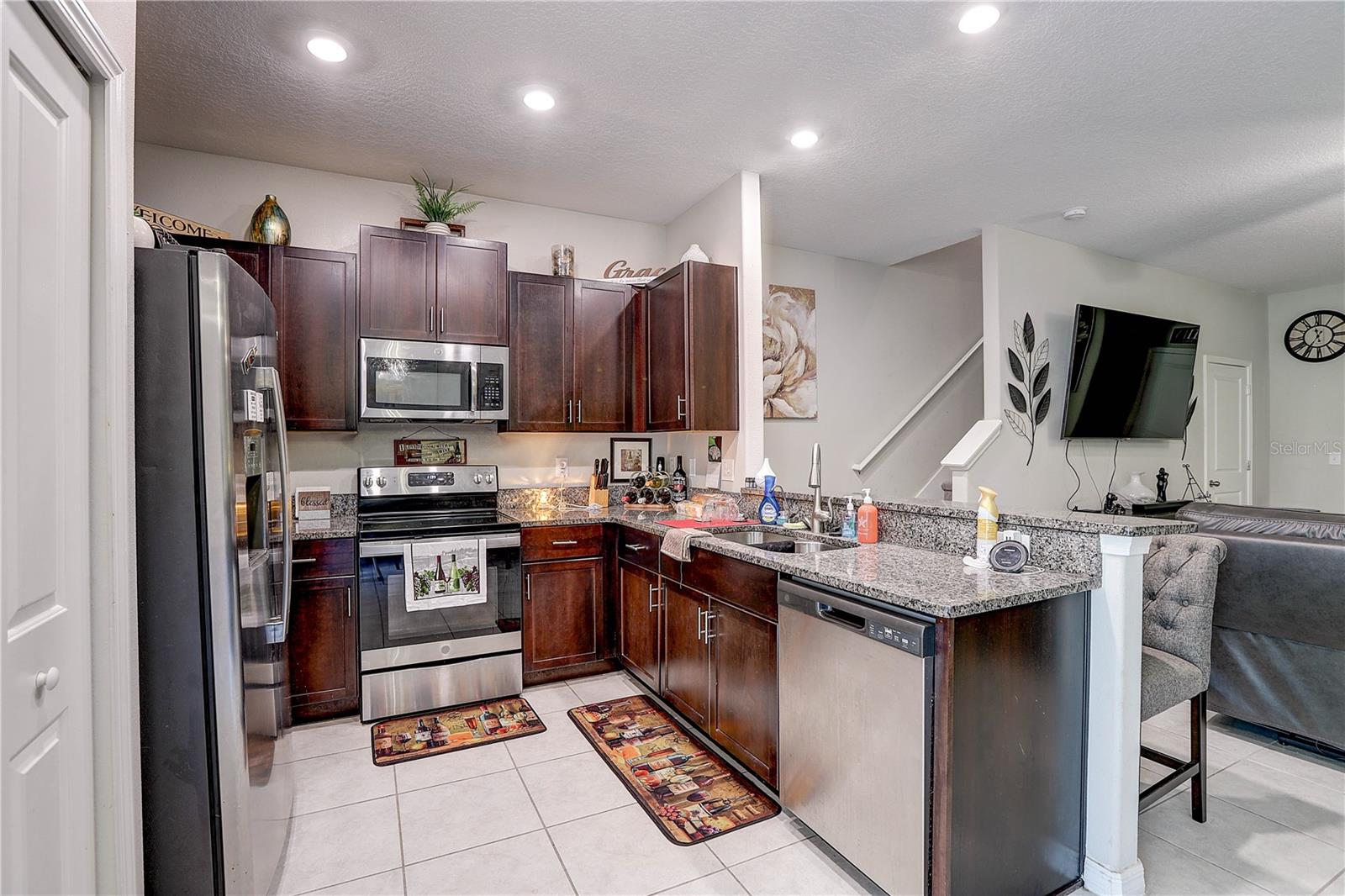 Photo 6 of 9626 PEMBROOKE PINES DR