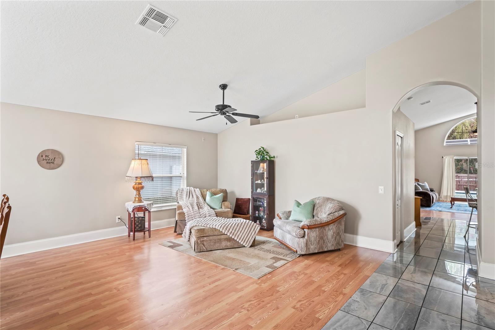 Photo 5 of 1301 HORSEMINT LN