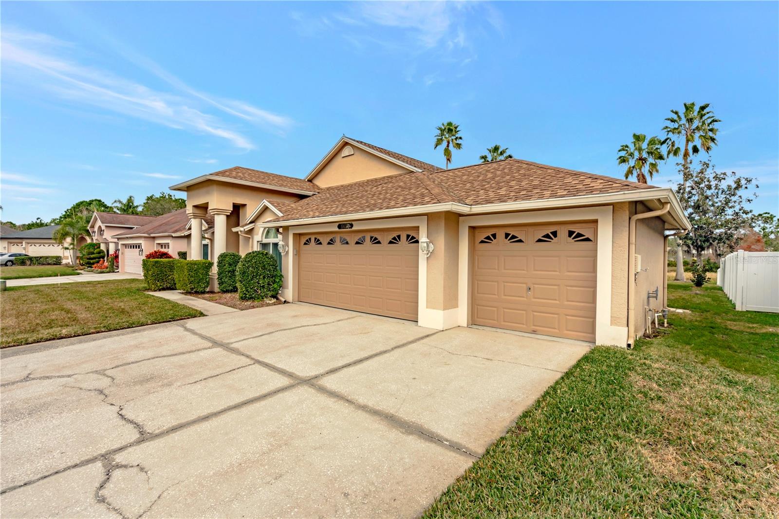 Photo 4 of 10025 CYPRESS SHADOW AVE