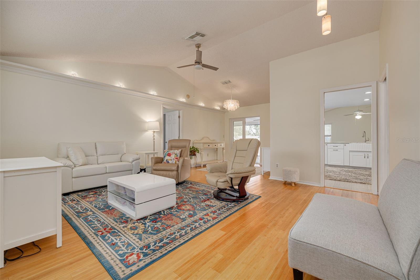 Photo 7 of 3310 BRIARWOOD LN
