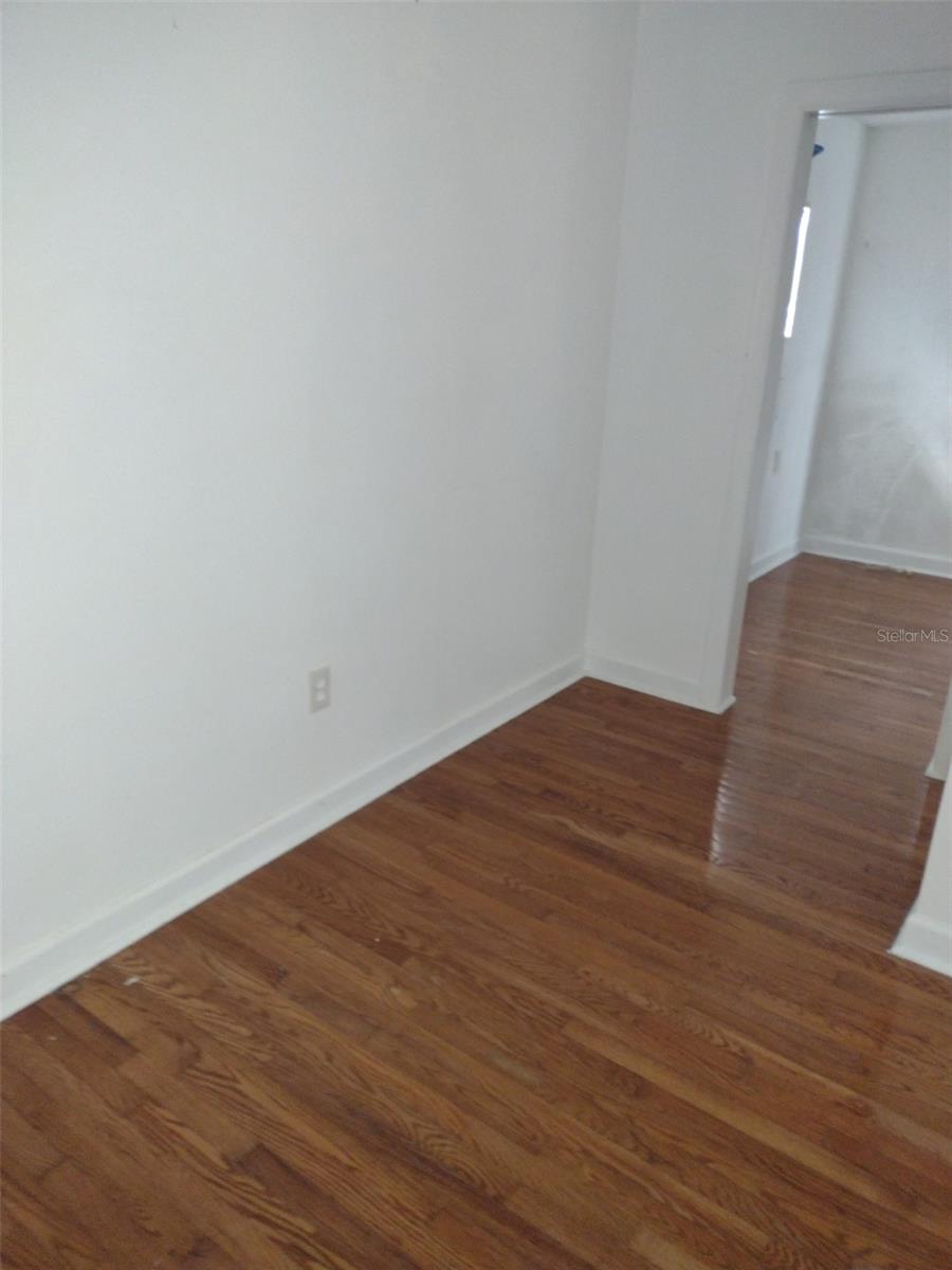 Photo 6 of 14310 N BAYSHORE DR