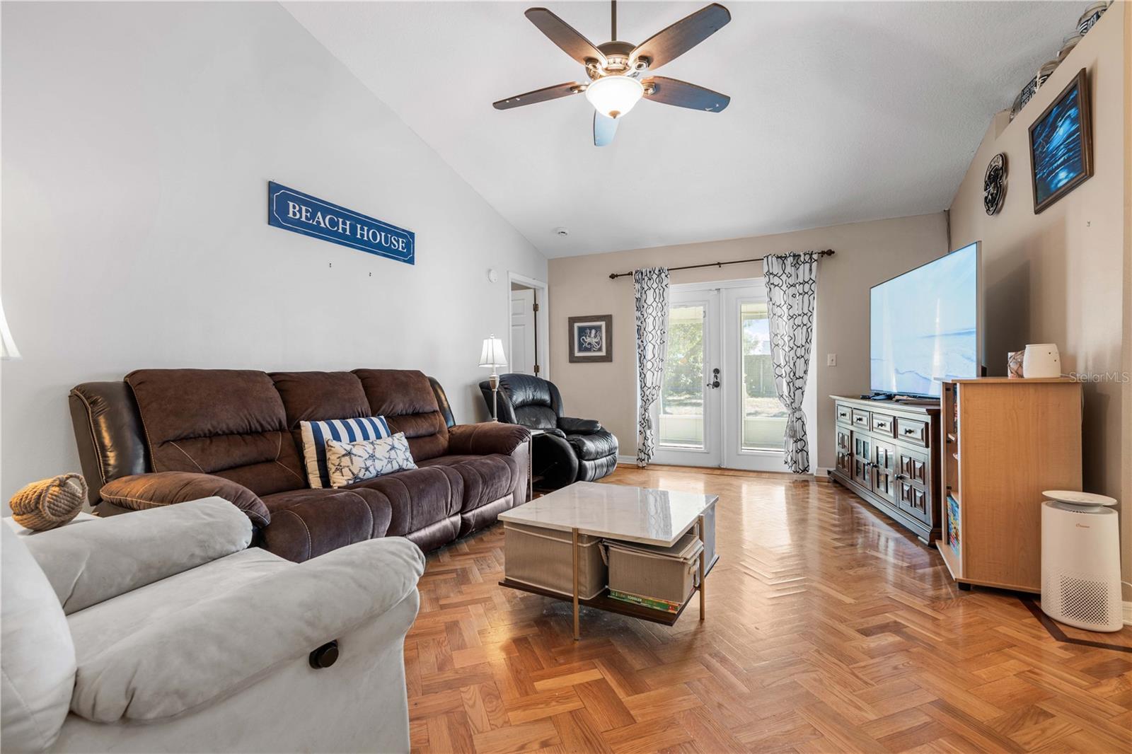 Photo of 13215 PARKHURST CT