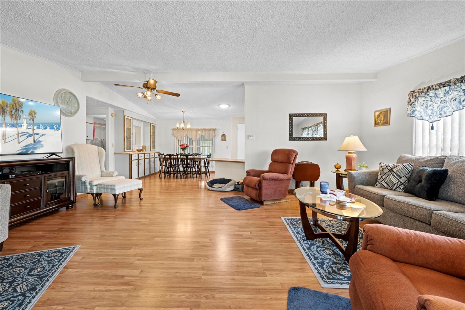 Photo 6 of 8390 FLEETWAY AVE