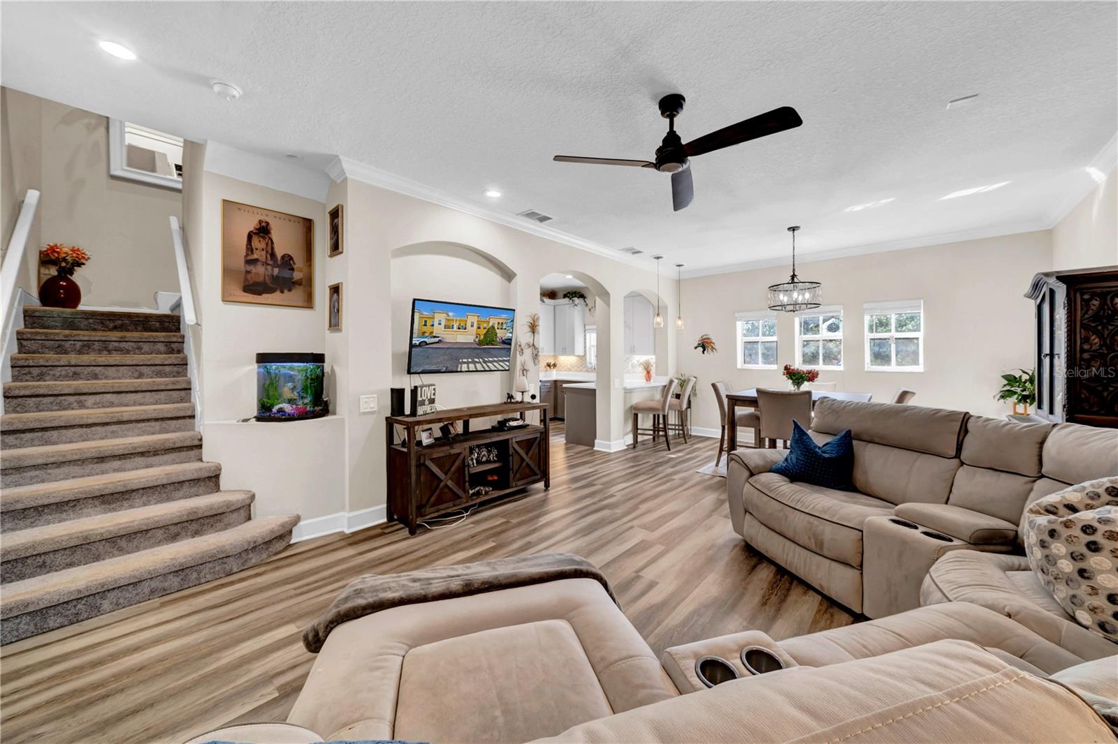 Photo 6 of 614 105TH LN N